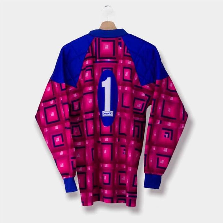 reusch_goalkeeper2_720x.jpg?v=